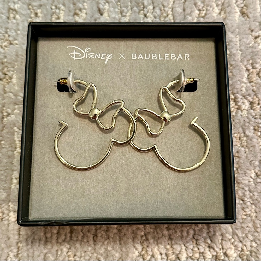 NWT Disney Baublebar Minnie Mouse Hoops